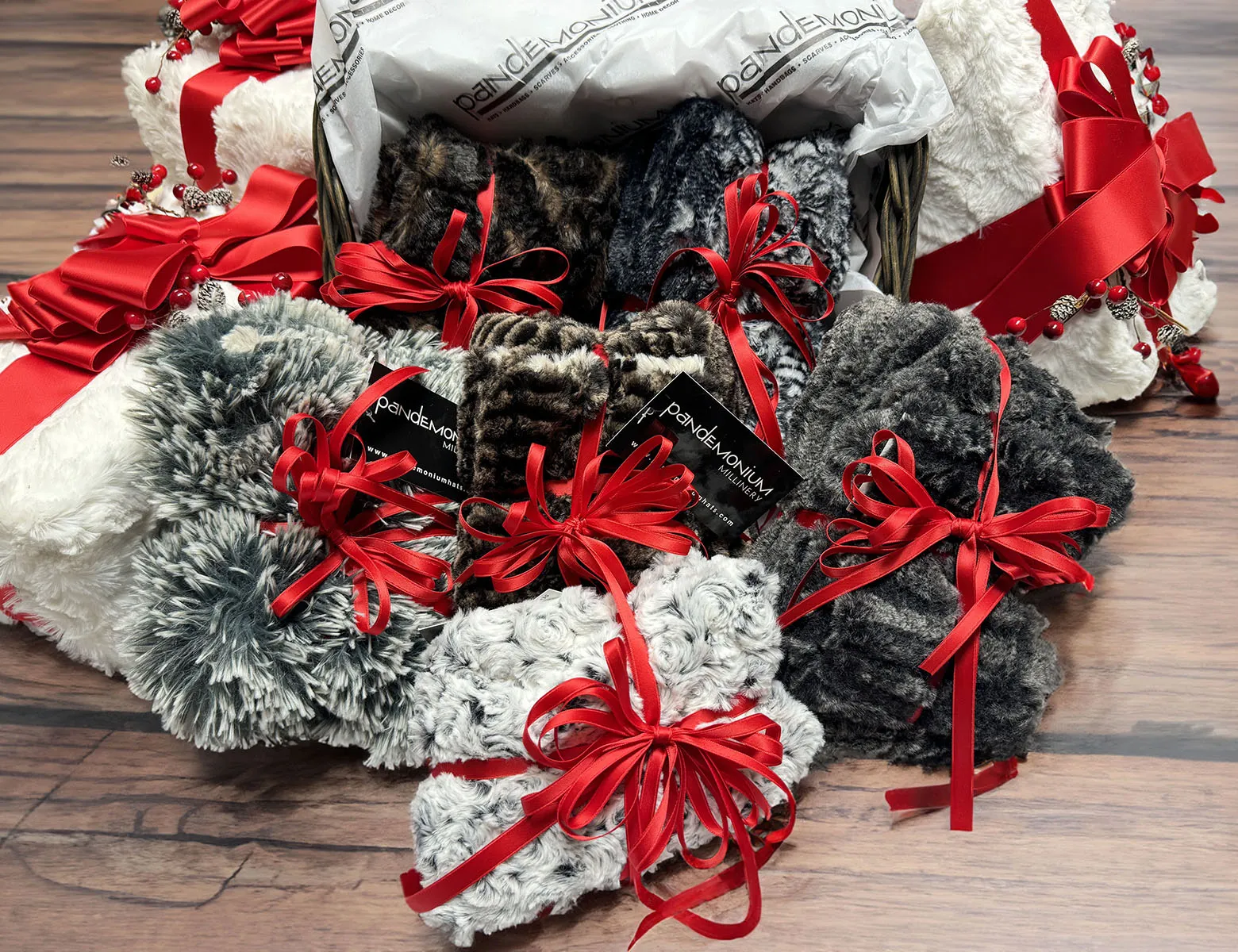 Faux Fur Gift Set - Headband and Fingerless Gloves in Rosebud Black