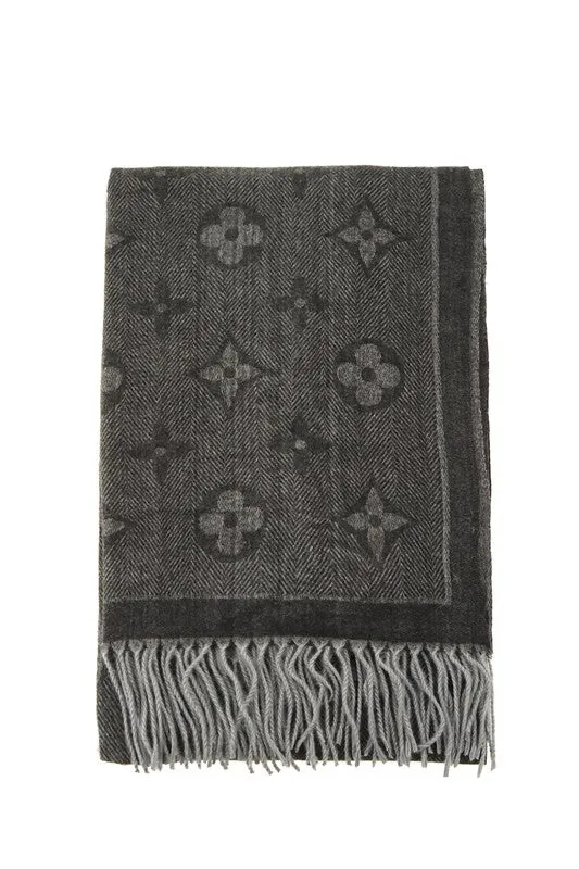 Geometric Print Scarf With Fringe